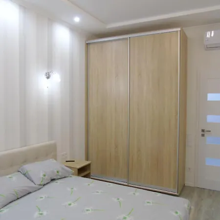 біля моря, відрада, центр міста, інститут філатова, залізниця *